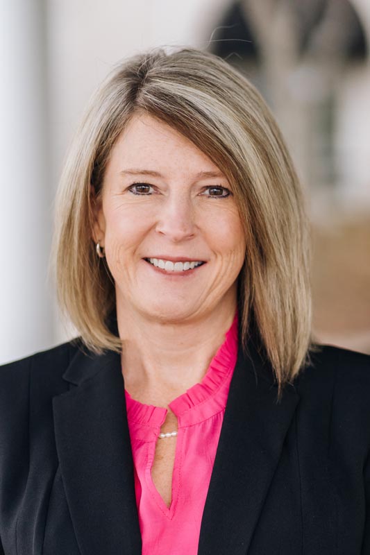 Lisa Watson Headshot