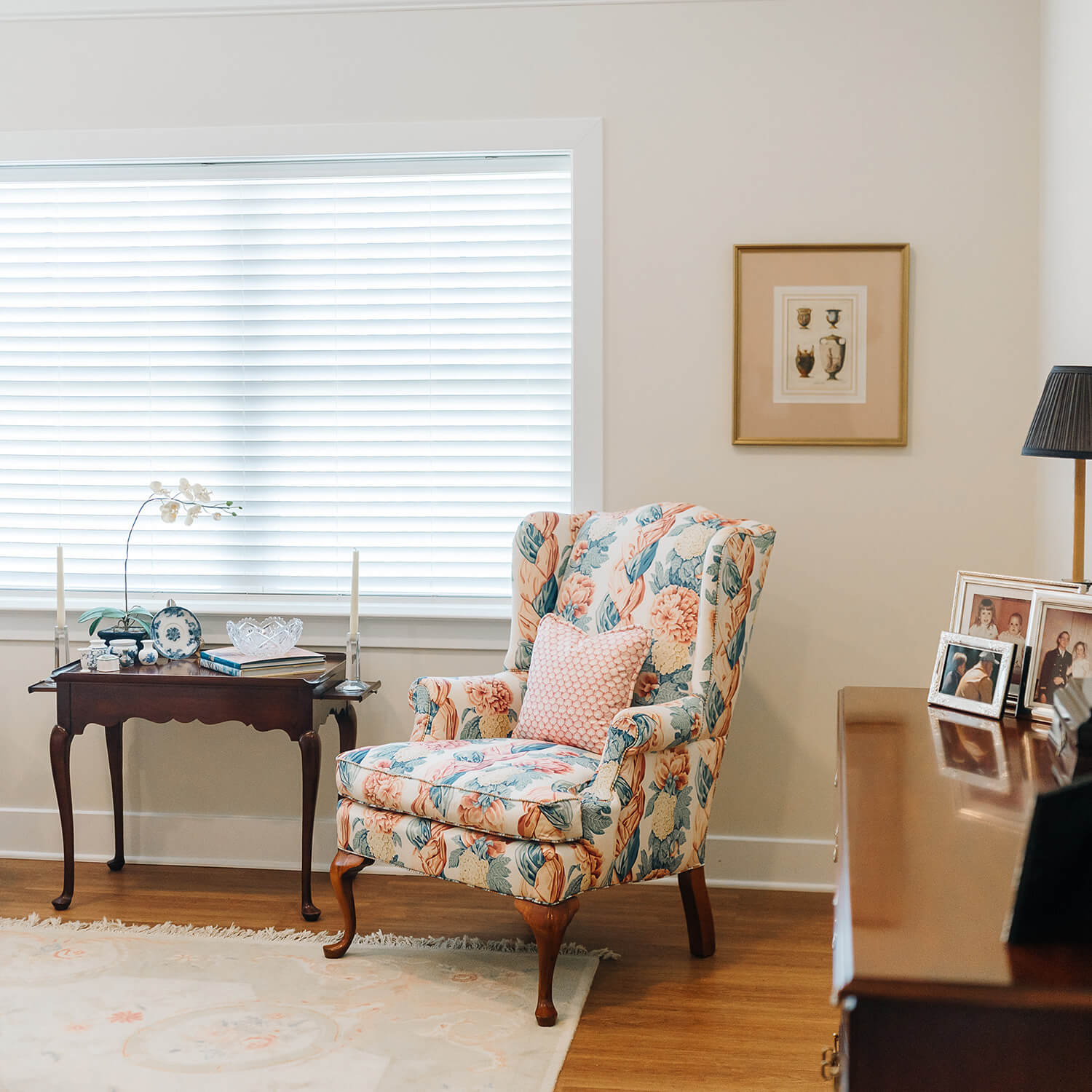 The Culpeper residence arm chair