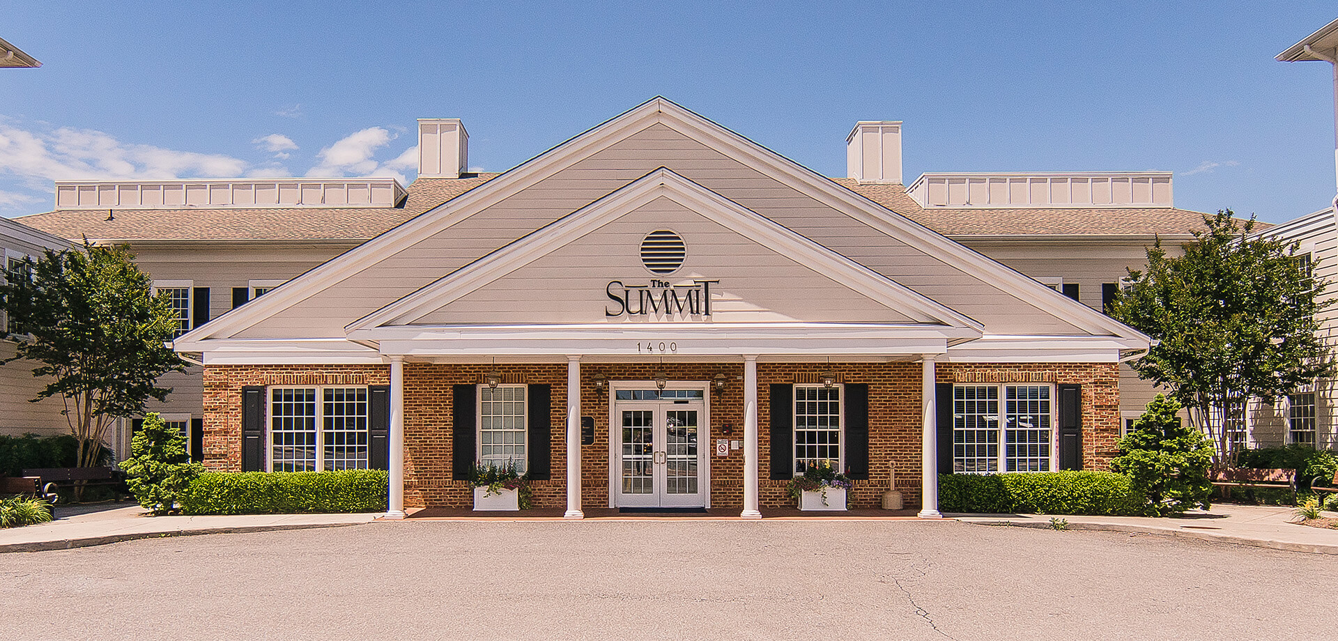 The Summit exterior entrance