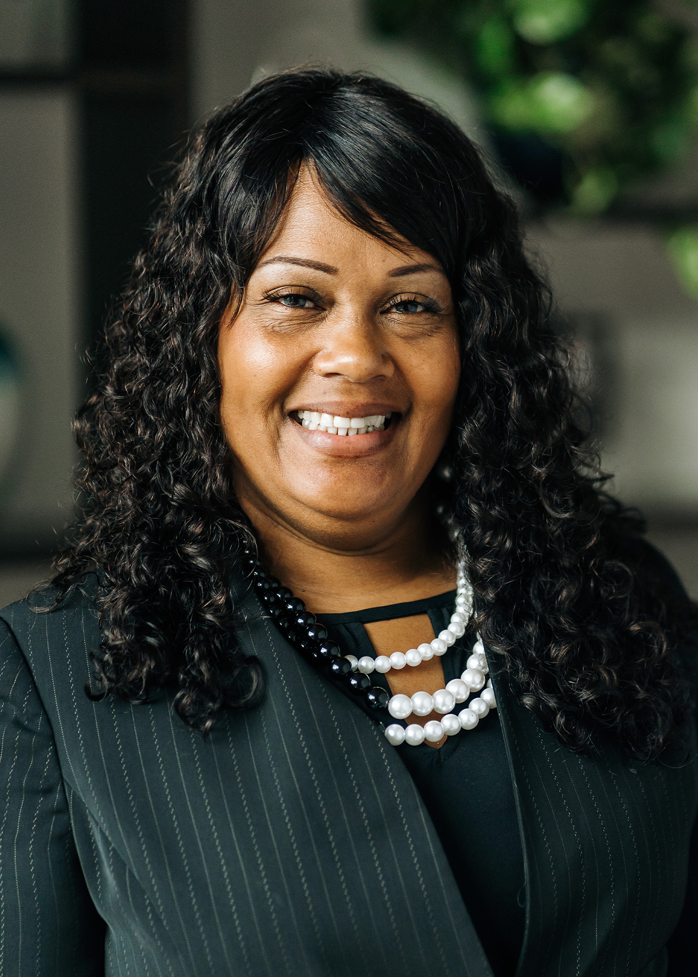 Belinda Dean Headshot