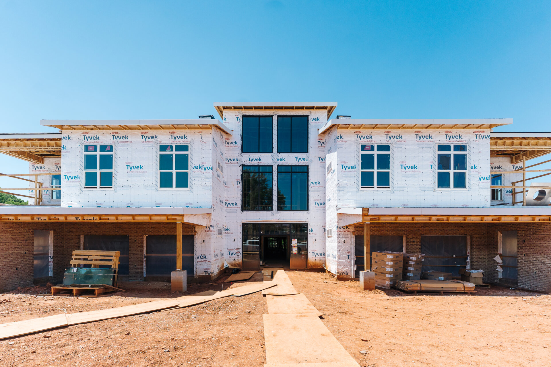 LifeSpire Financing Supports Ongoing Growth at Lakewood and The Summit